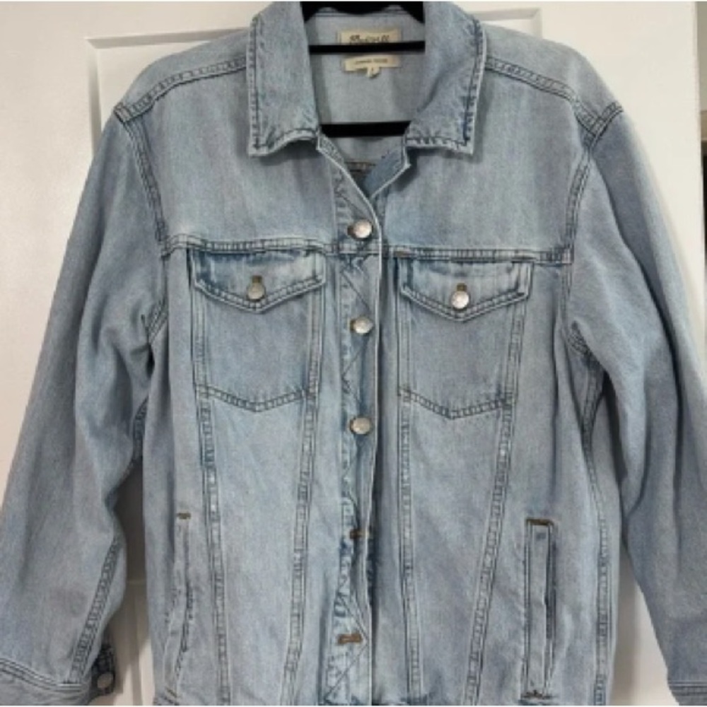 GAP Classic Light Blue Jean Jacket